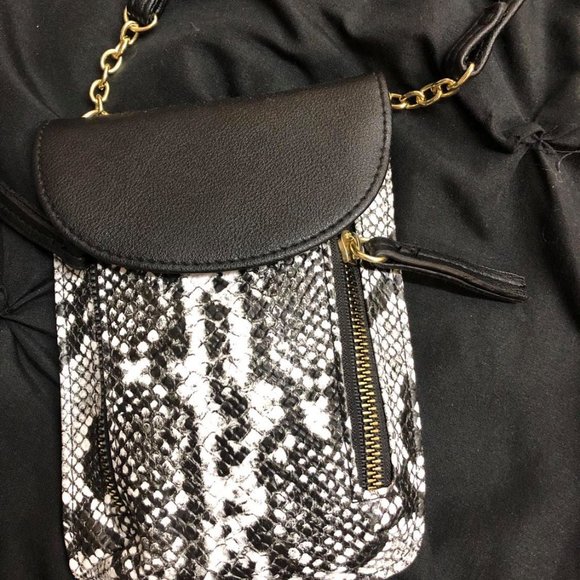 Snakeskin purse - Picture 2 of 3